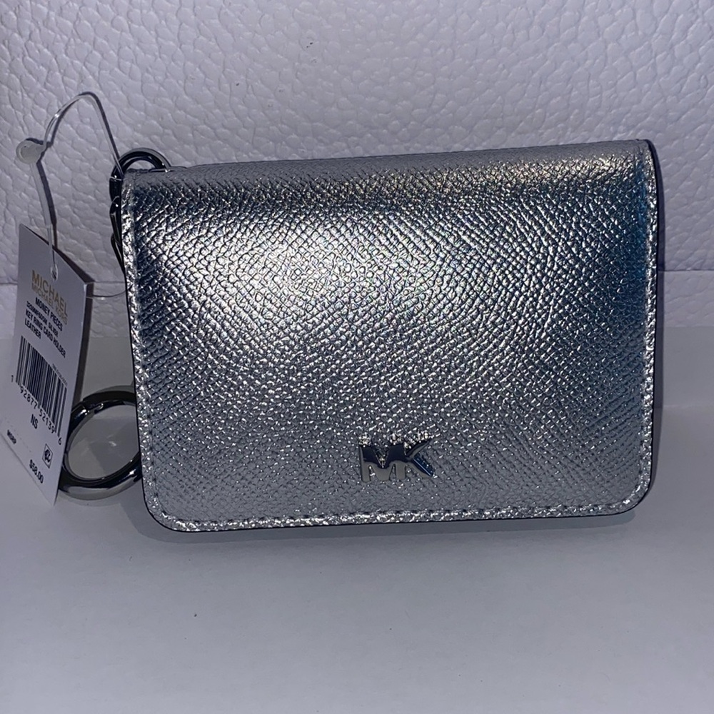 NWT Michael Kors Silver Pebbled Leather Card Case with Key Ring